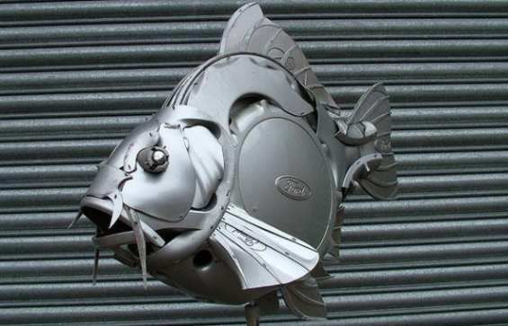 Hubcap art:     