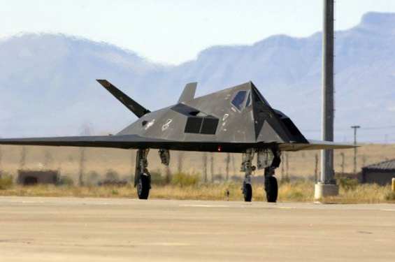  F-117 Nighthawk