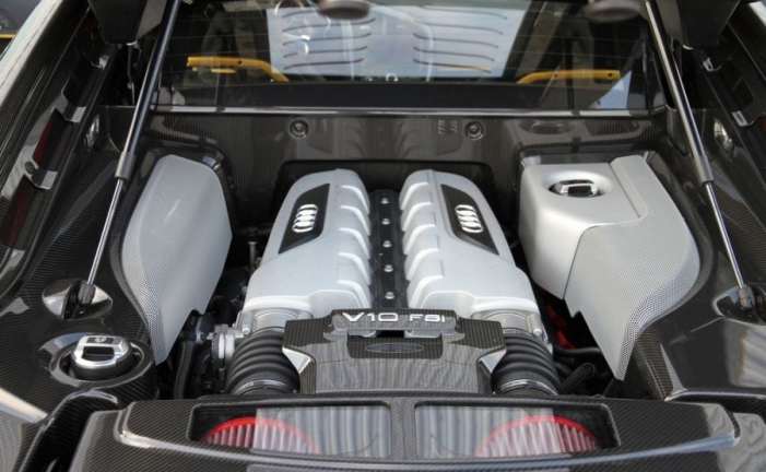 Audi R8 V10-Based Razor GTR-10