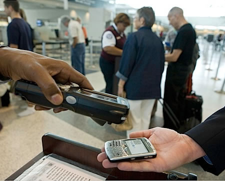 Мобильные телефоны в качестве билета на самолет